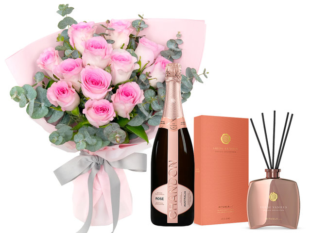 情人節玫瑰花束連禮物組合 AR15