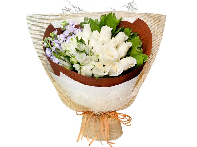 米白玫瑰花束 bq01